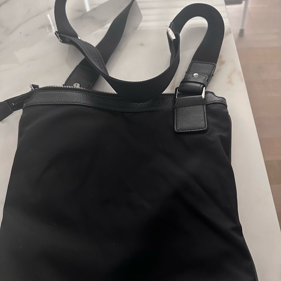 Authentic Versace unisex cross body messenger - Picture 2 of 6